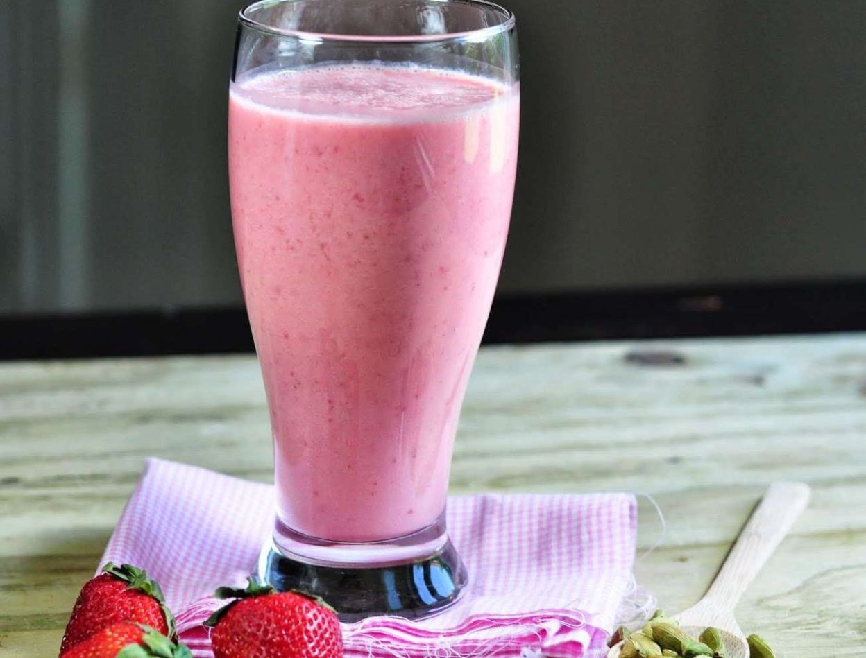 Strawberry Lassi